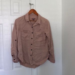 Universal Threads Blush Button Up Blouse